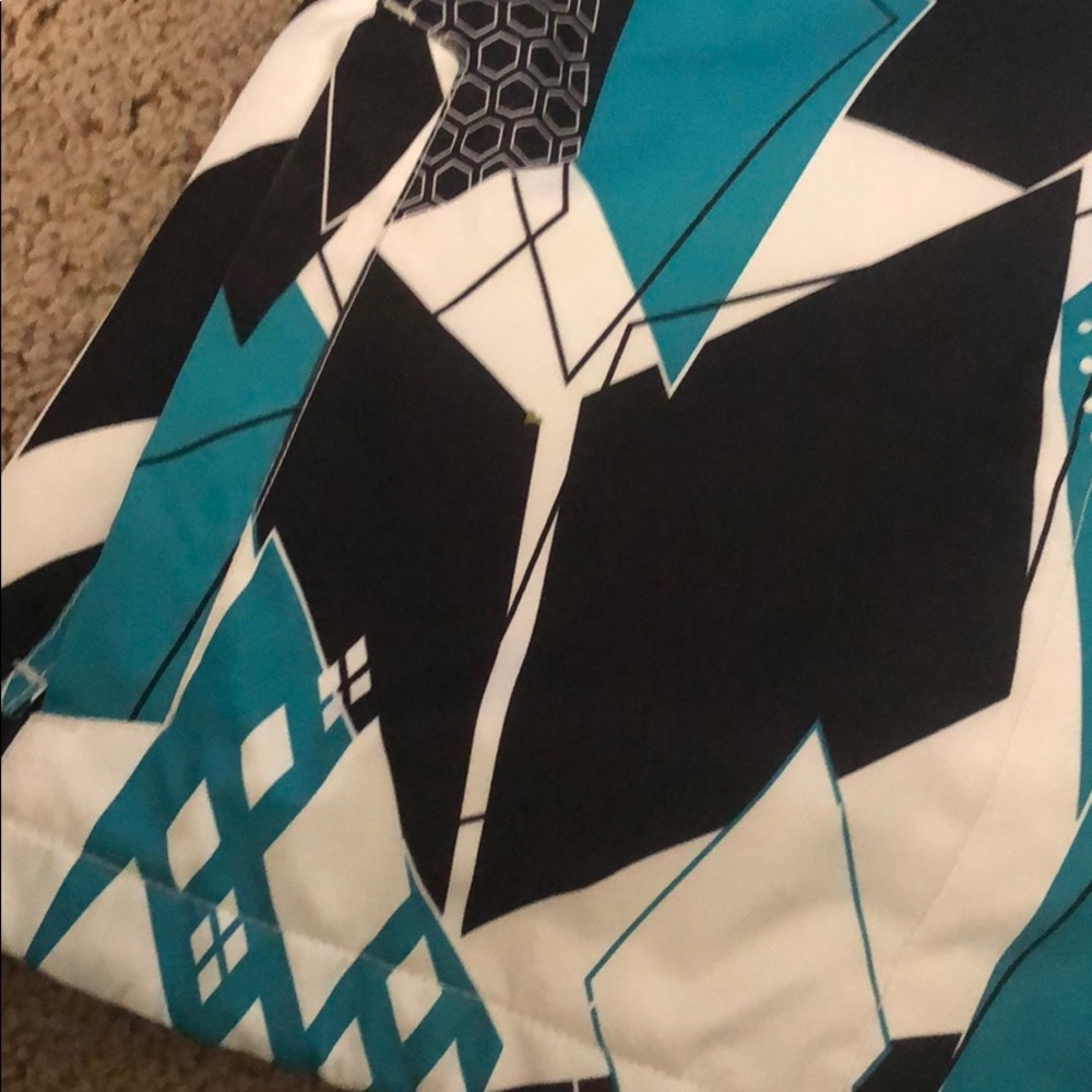 Snowboarding jacket - Picture 3 of 3
